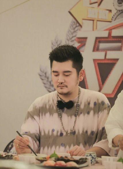 汪涵圈内爆料是谁爆的,揭秘幕后真相，究竟是谁爆料的？